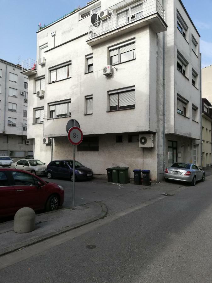 Studio Apartman Tirkiz زغرب المظهر الخارجي الصورة